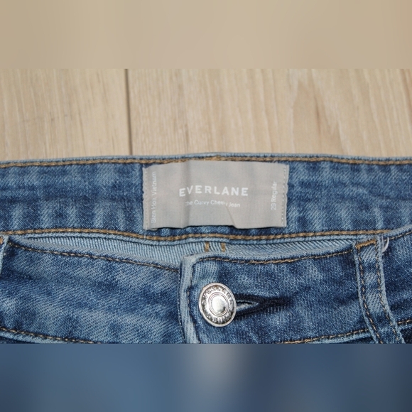 C - Everlane Cheeky Curvy Blue Jeans - Picture 7 of 9